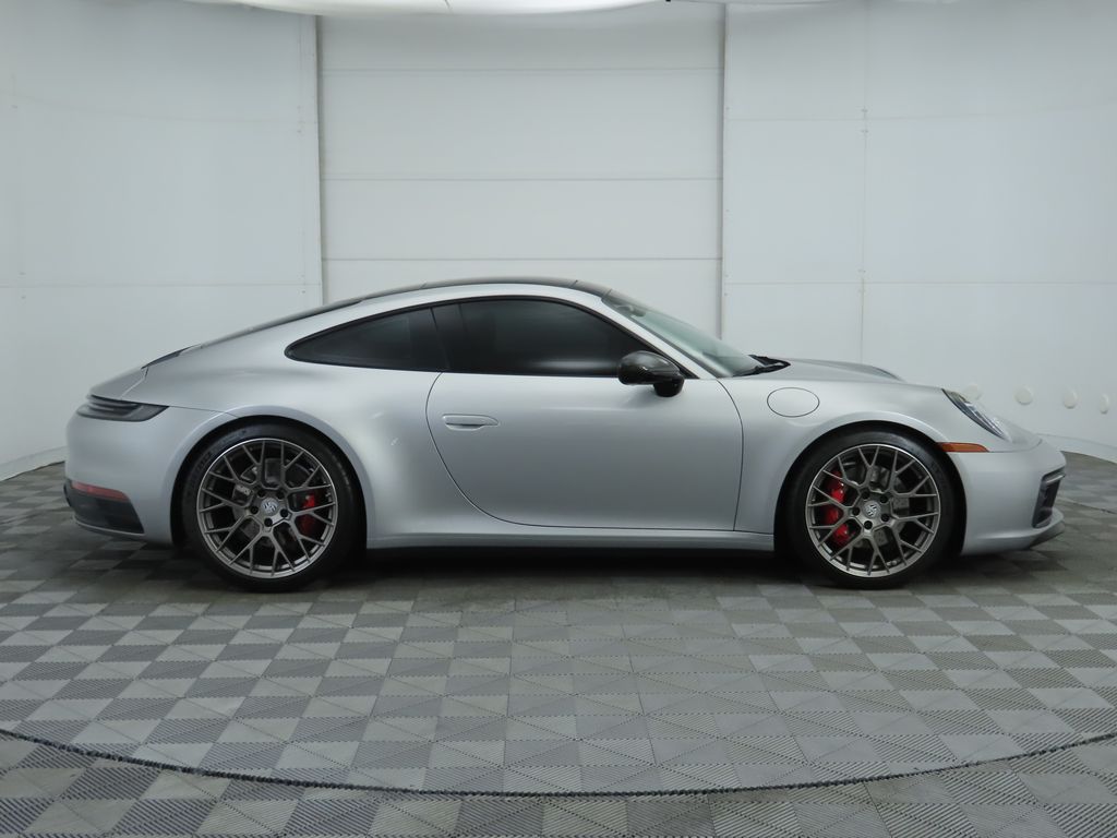 Thumbnail: 2024 Porsche 911 - 8