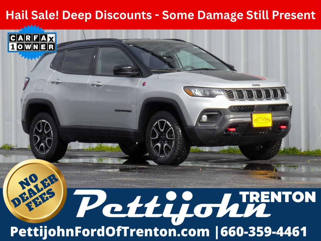 Silver Zynith Metallic Clearcoat 2025 Jeep Compass Trailhawk 4WD SUV / Crossover Four-Wheel Drive 8-Speed Automatic