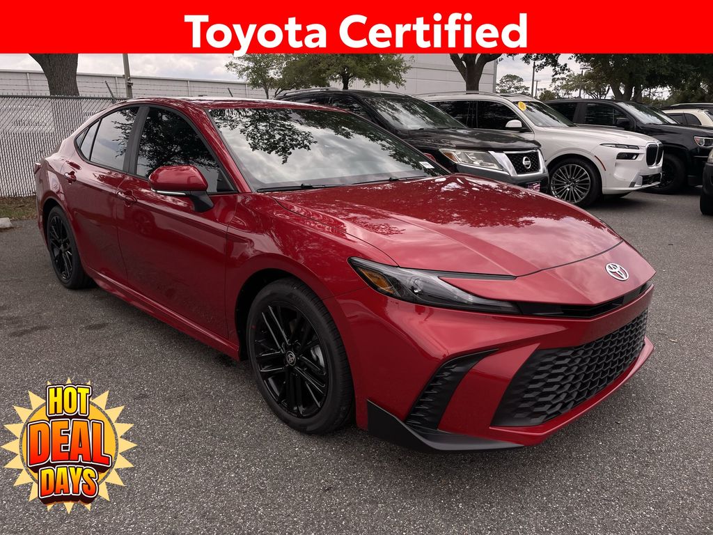 2026 Toyota Camry SE Hybrid's photo
