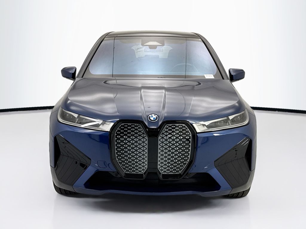 Thumbnail: 2023 BMW iX - 2