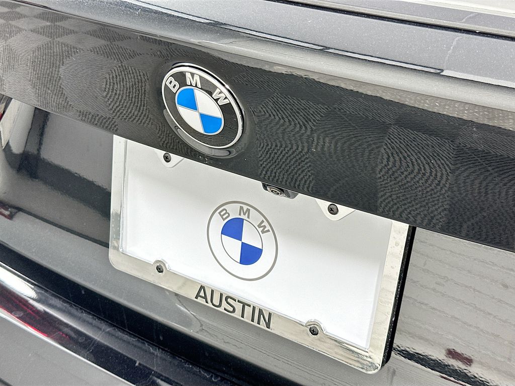 Thumbnail: 2025 BMW 3 Series - 22