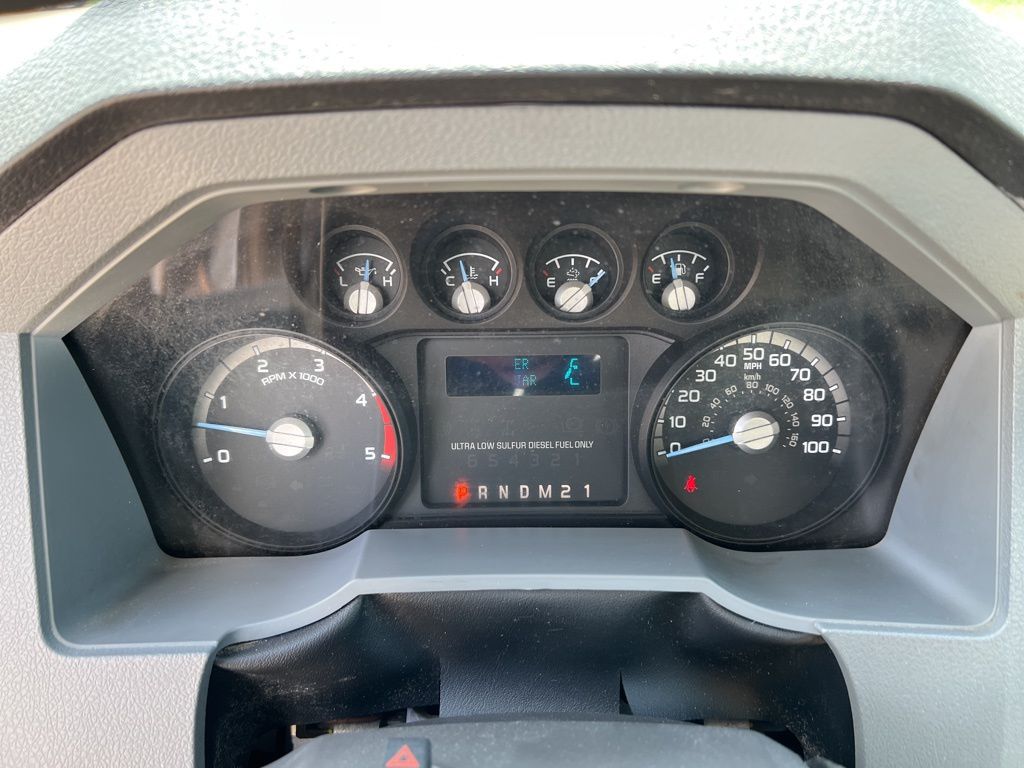 2016 Ford F-650 - Photo 10