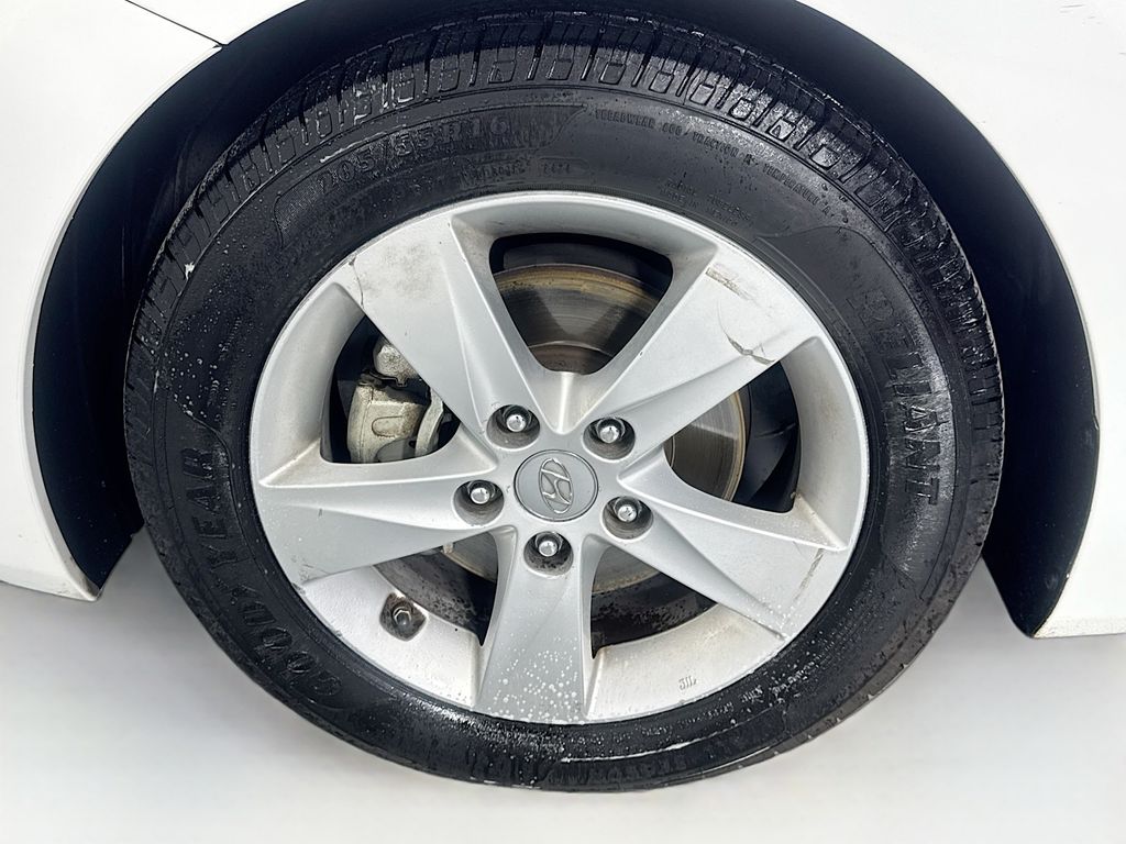 Used Car 2013 Hyundai Elantra  Gls For Sale Under $10,000 In Austin, Texas