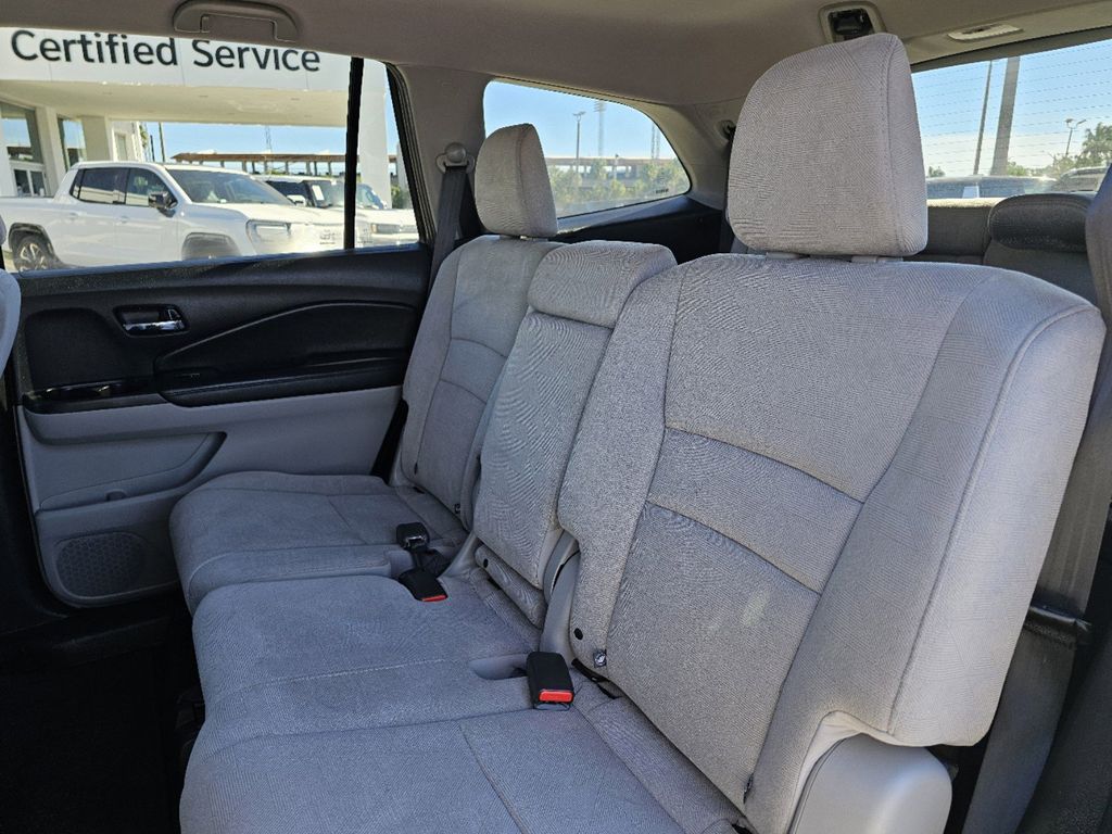 2019 Honda Pilot EX 15