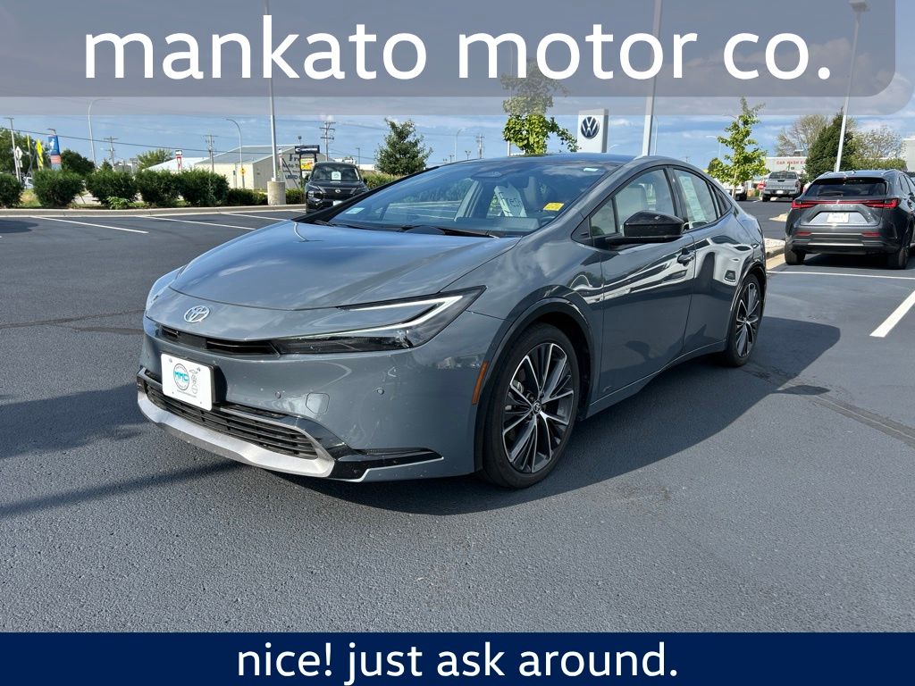  2024 Toyota Prius Limited AWD   