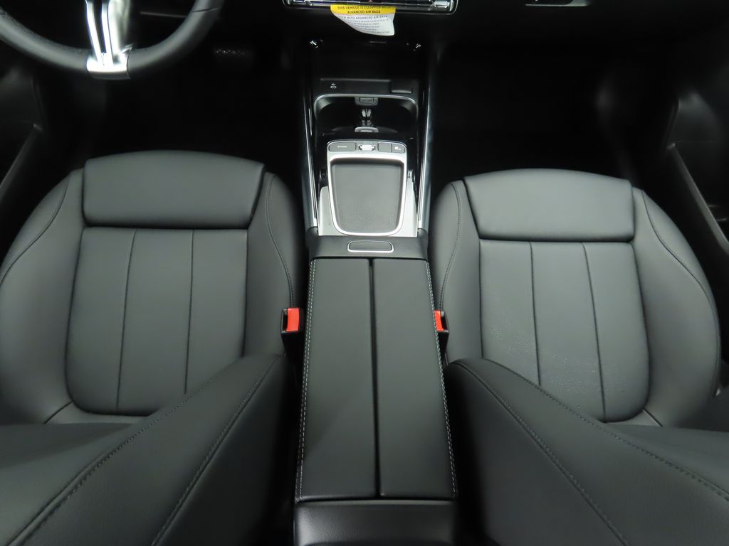 2025 Mercedes-Benz GLA 250 17
