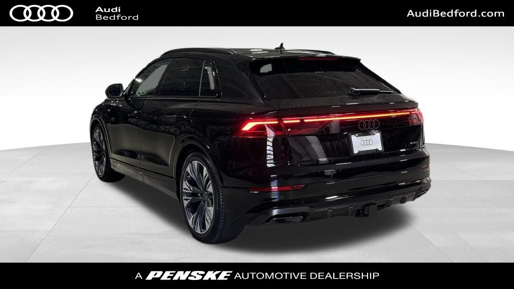 Thumbnail: 2026 Audi Q8 - 4