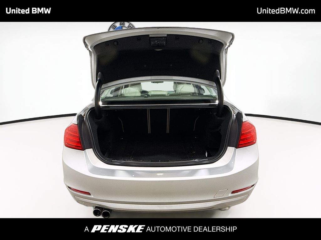 Thumbnail: 2015 BMW 3 Series - 13