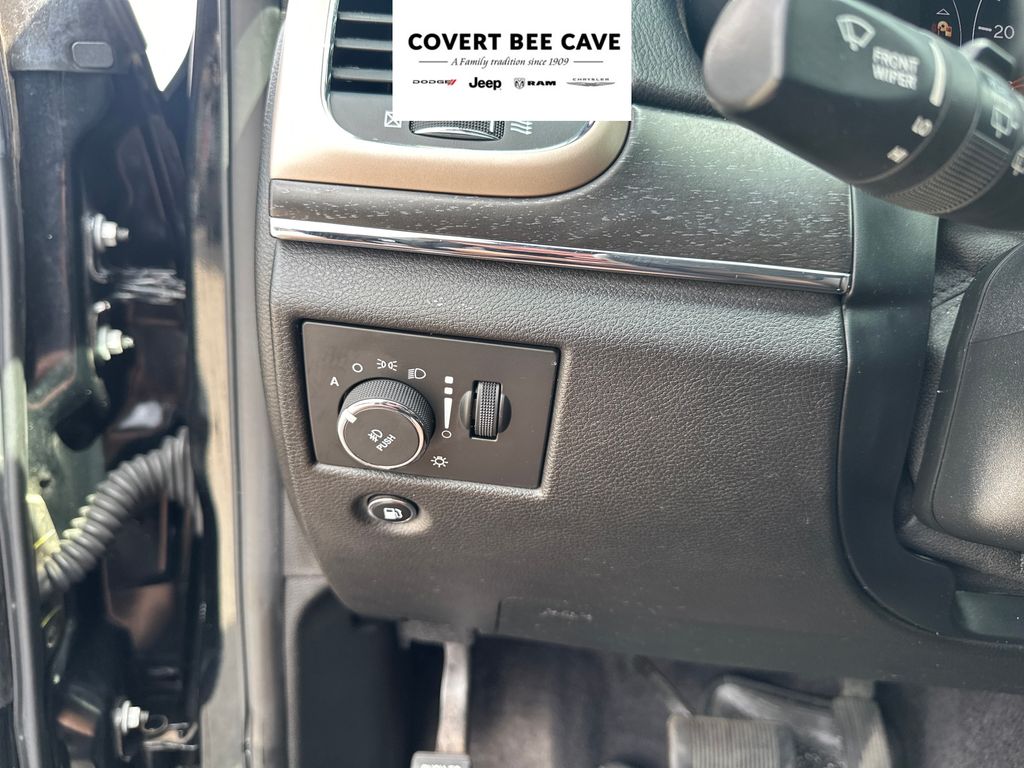 Used Car 2017 Jeep Grand Cherokee  Limited For Sale Under $15,000 In Austin, Texas