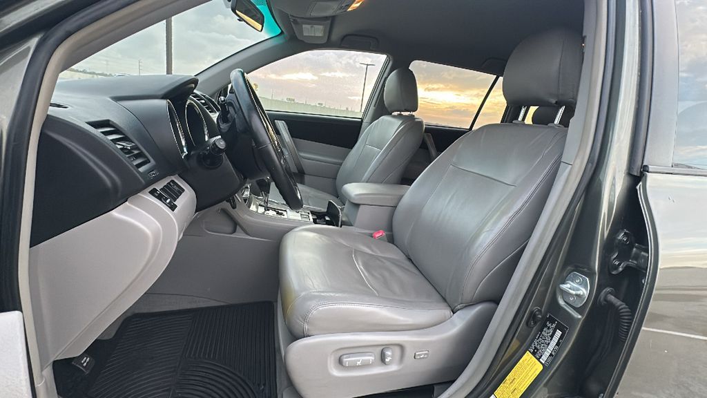 2008 Toyota Highlander Sport Green at Parkway Family Mazda