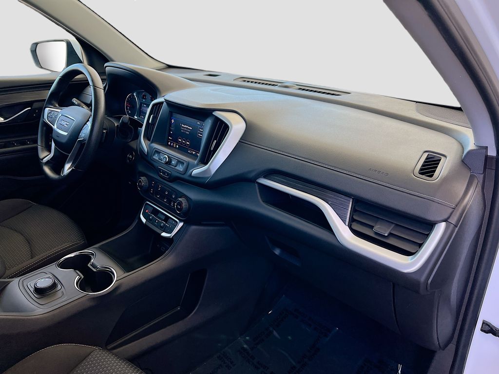Thumbnail: 2024 GMC Terrain - 27