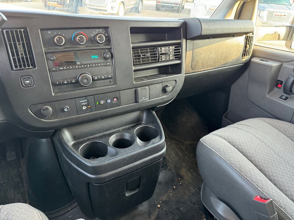 2021 Chevrolet Express Cutaway 4500 Series 20