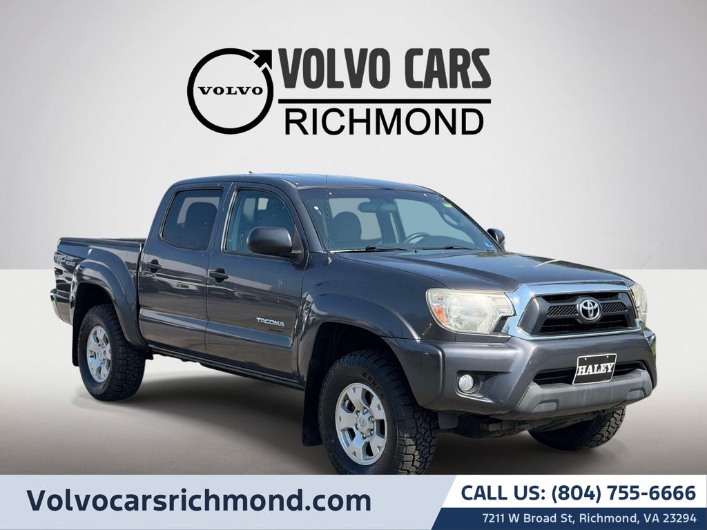 Magnetic Gray Metallic 2015 Toyota Tacoma Pickup Truck Four-Wheel Drive 5-Speed Automatic