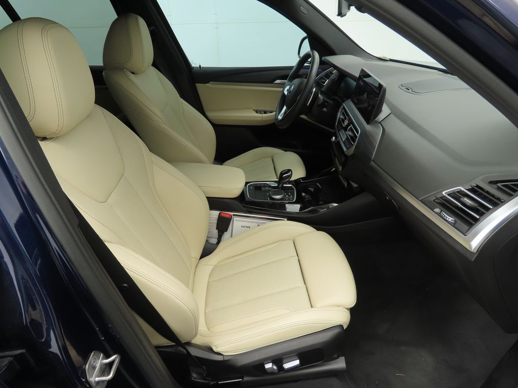 Thumbnail: 2023 BMW X3 - 20