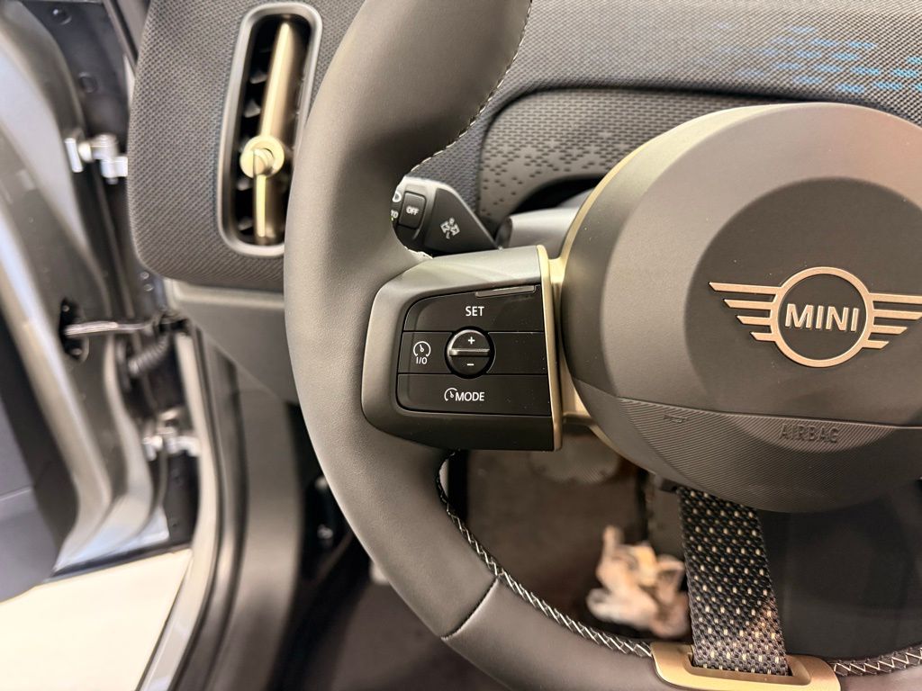 Thumbnail: 2025 MINI Cooper Countryman - 13