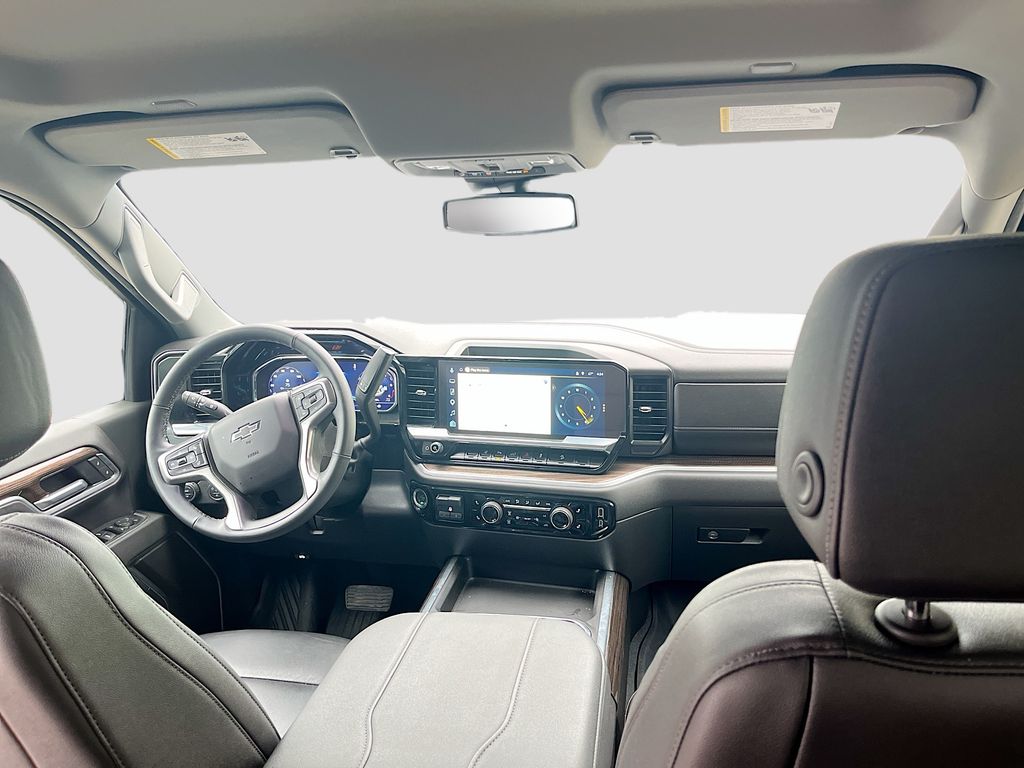 Used 2025 Blue Chevrolet LT image 24