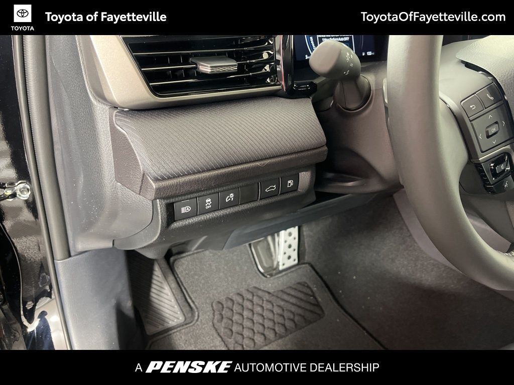 Thumbnail: 2026 Toyota Camry - 26