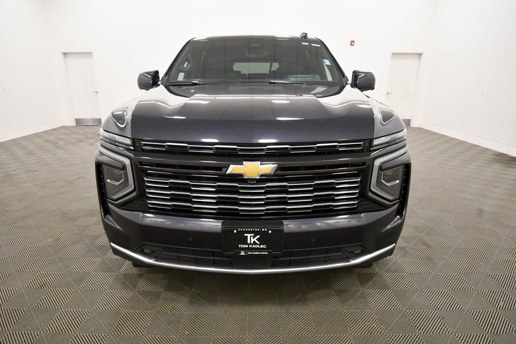 Used 2025 Chevrolet Suburban SUV