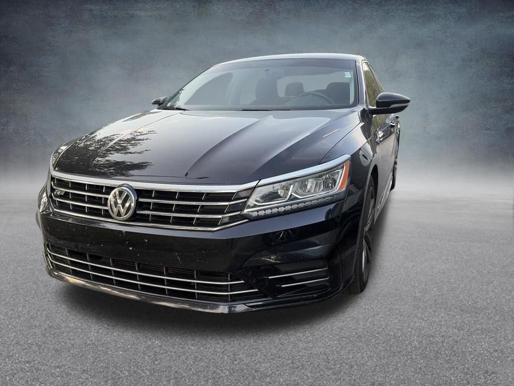 Deep Black Pearl Metallic 2018 Volkswagen Passat 2.0T R-Line FWD Sedan Front-Wheel Drive 6-Speed Automatic