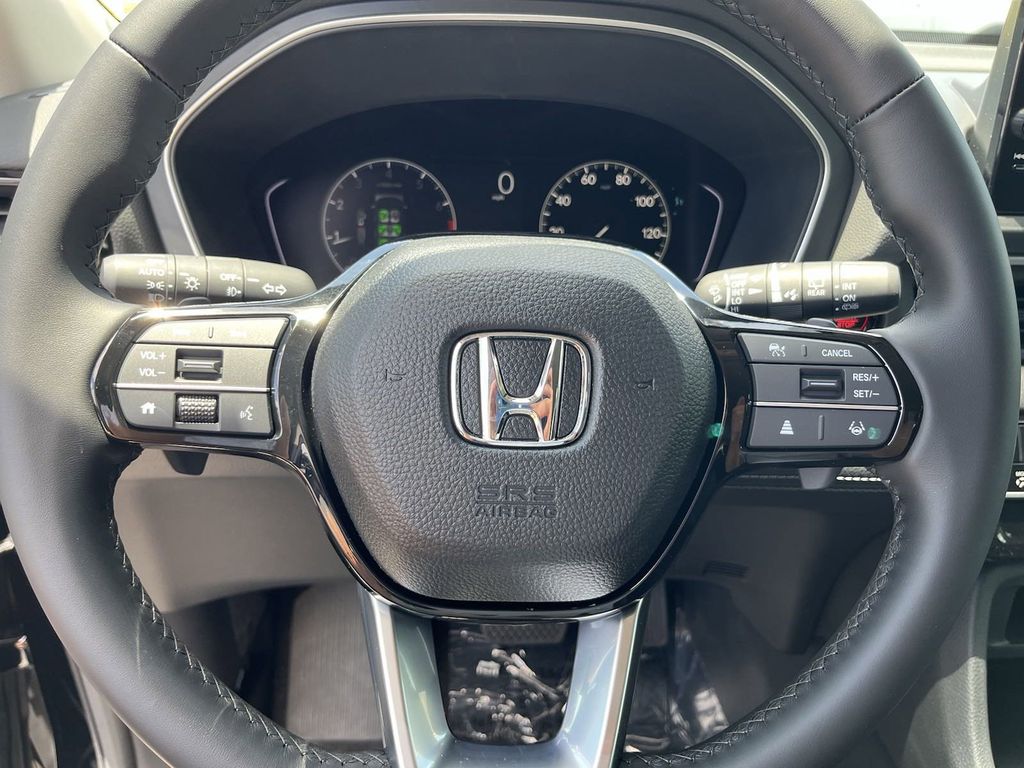 new 2025 Honda Pilot car, priced at $43,195