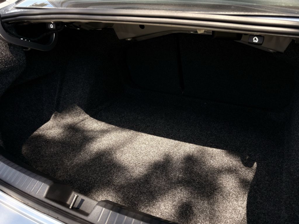 car-gallery-32