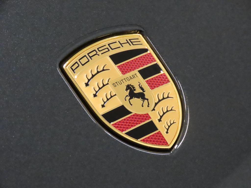 Thumbnail: 2025 Porsche Taycan - 13