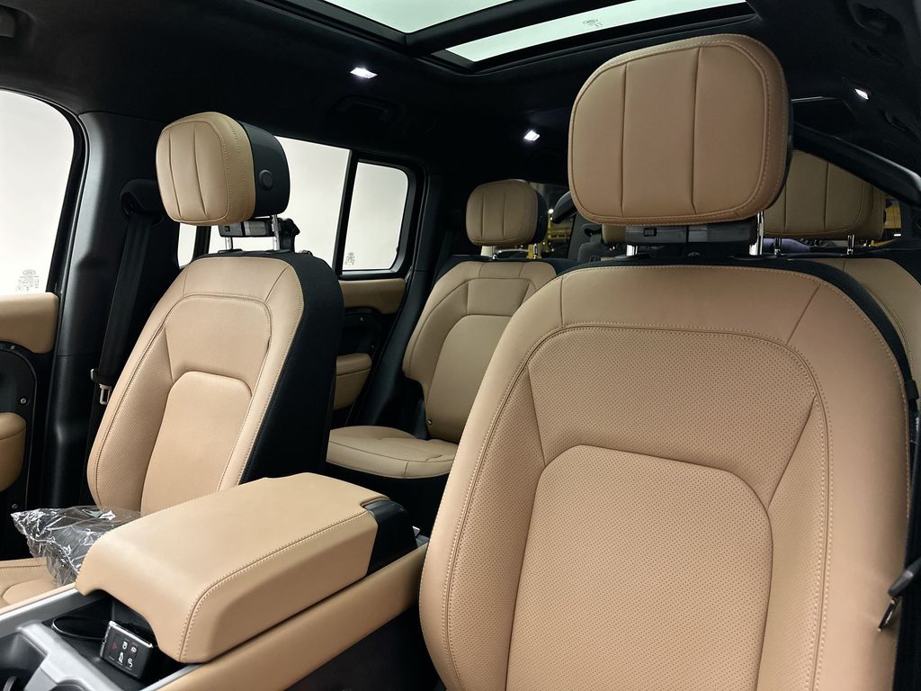 Thumbnail: 2026 Land Rover Defender - 11