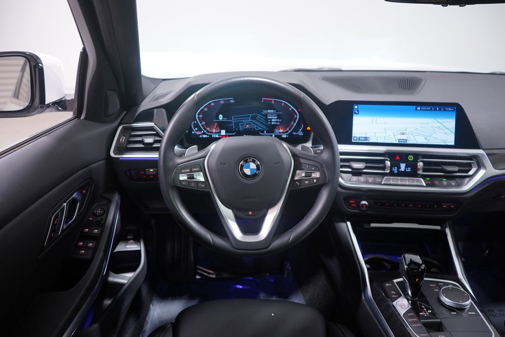 2022 BMW 3 Series 330i 11