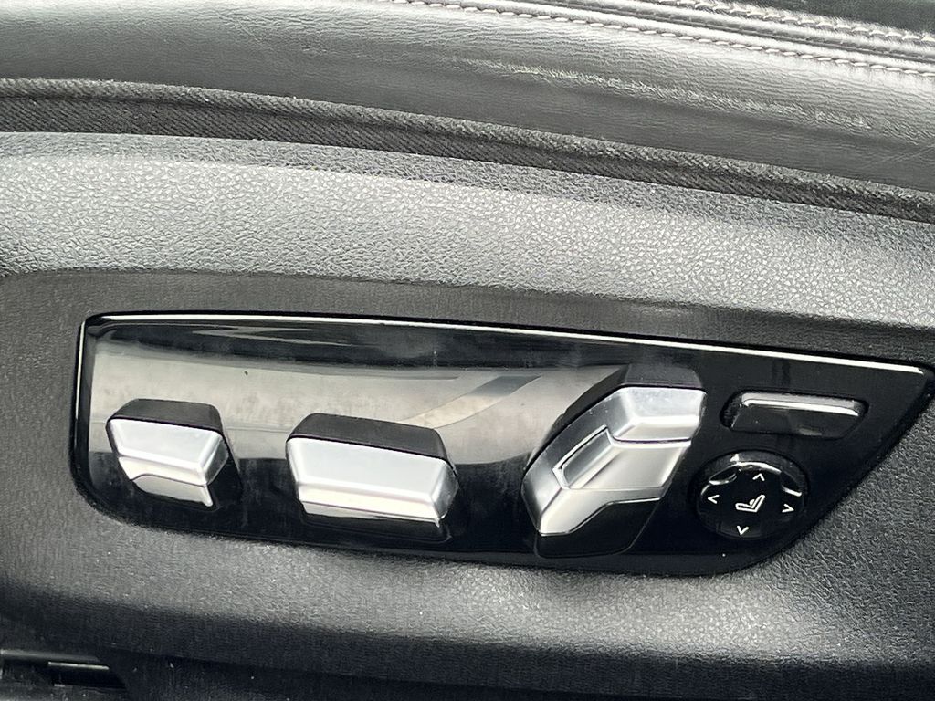 Thumbnail: 2020 BMW 7 Series - 12