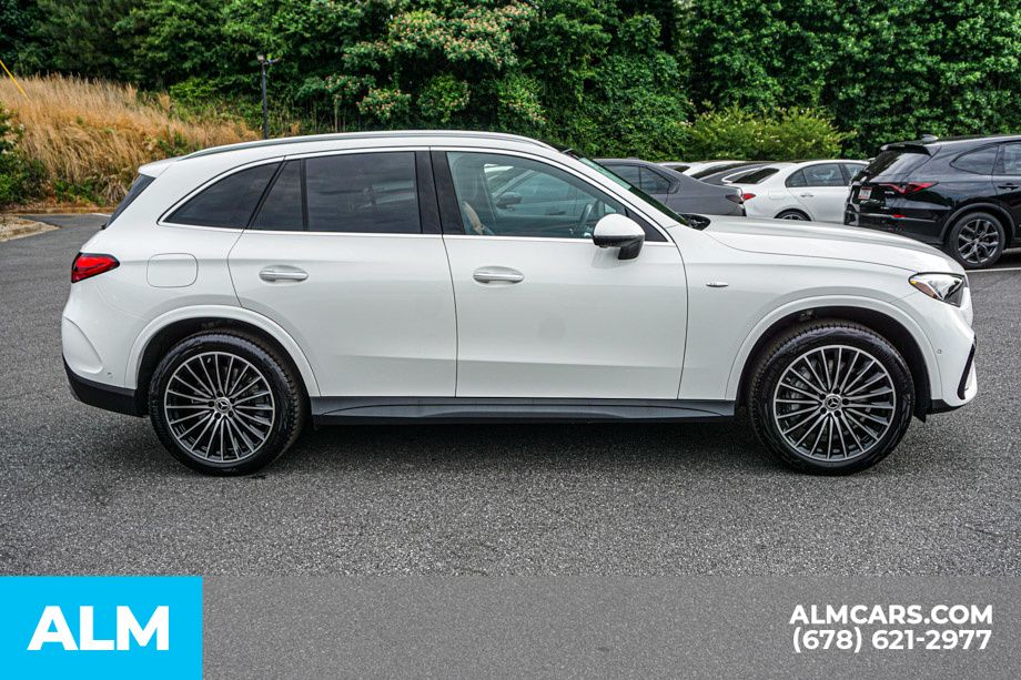 Used 2025 White Mercedes-Benz GLC 350e image 9
