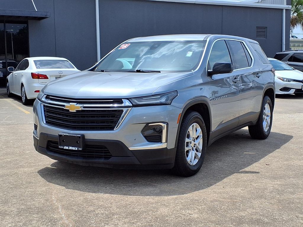 2023 Chevrolet Traverse LS - 2
