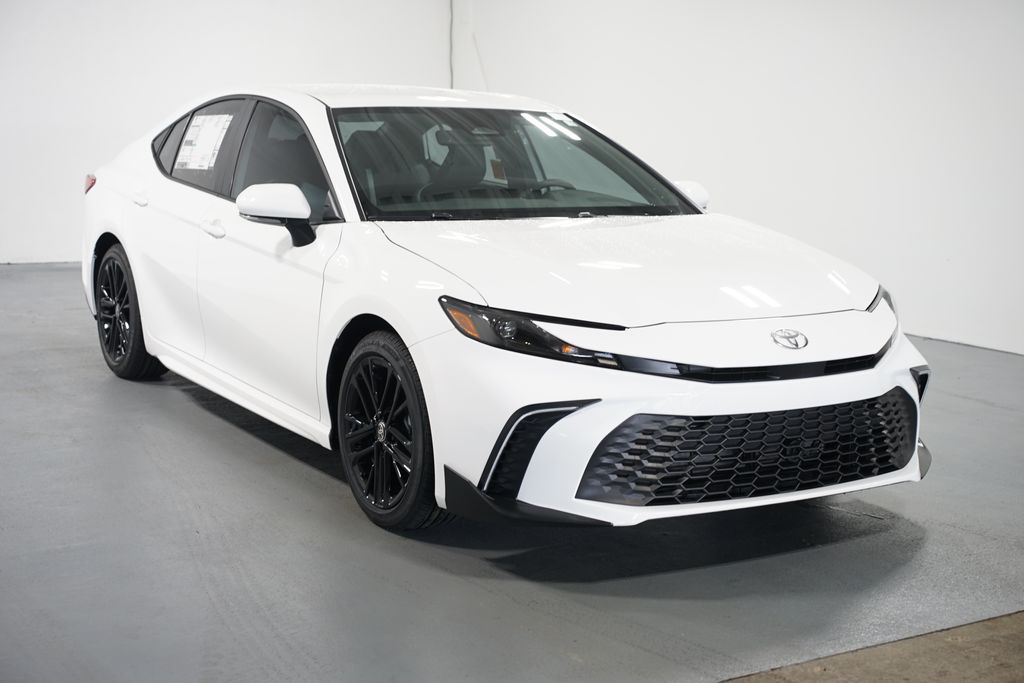 Thumbnail: 2025 Toyota Camry - 3