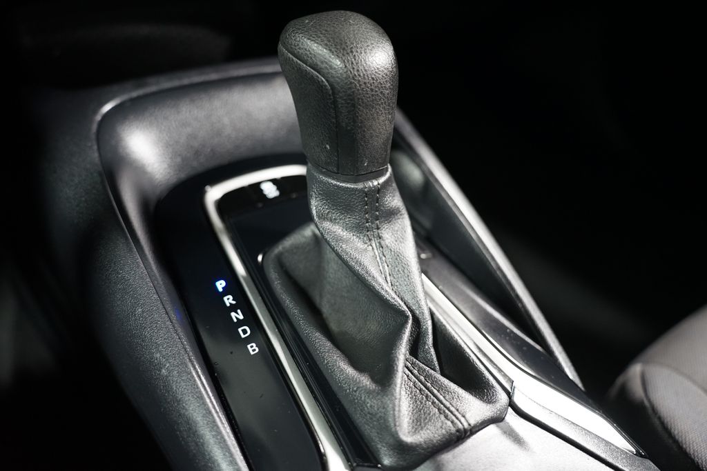 2024 Toyota Corolla LE 21