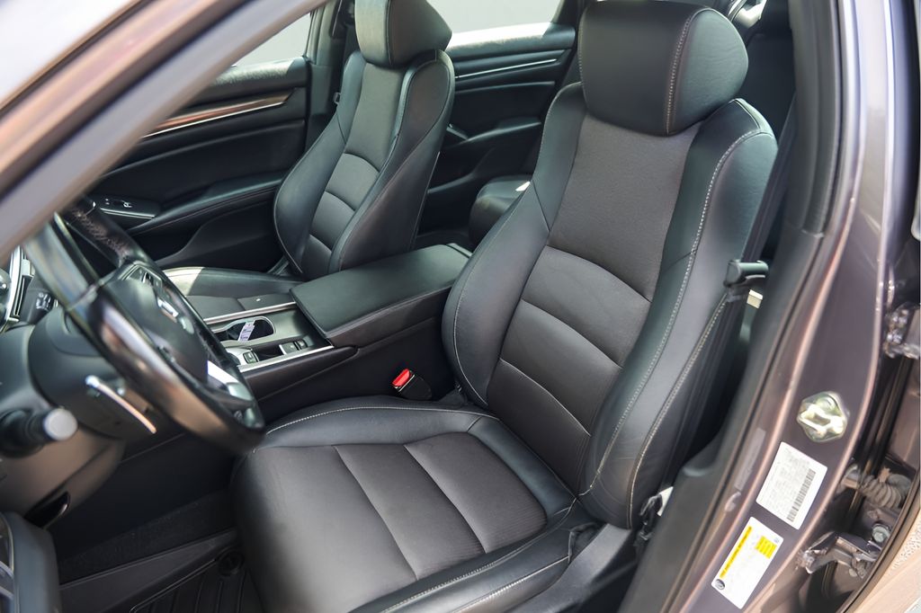 Used Car 2020 Honda Accord  Sport For Sale Under $25,000 In Austin, Texas