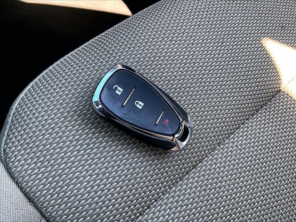 2023 Chevrolet Traverse — photo 29
