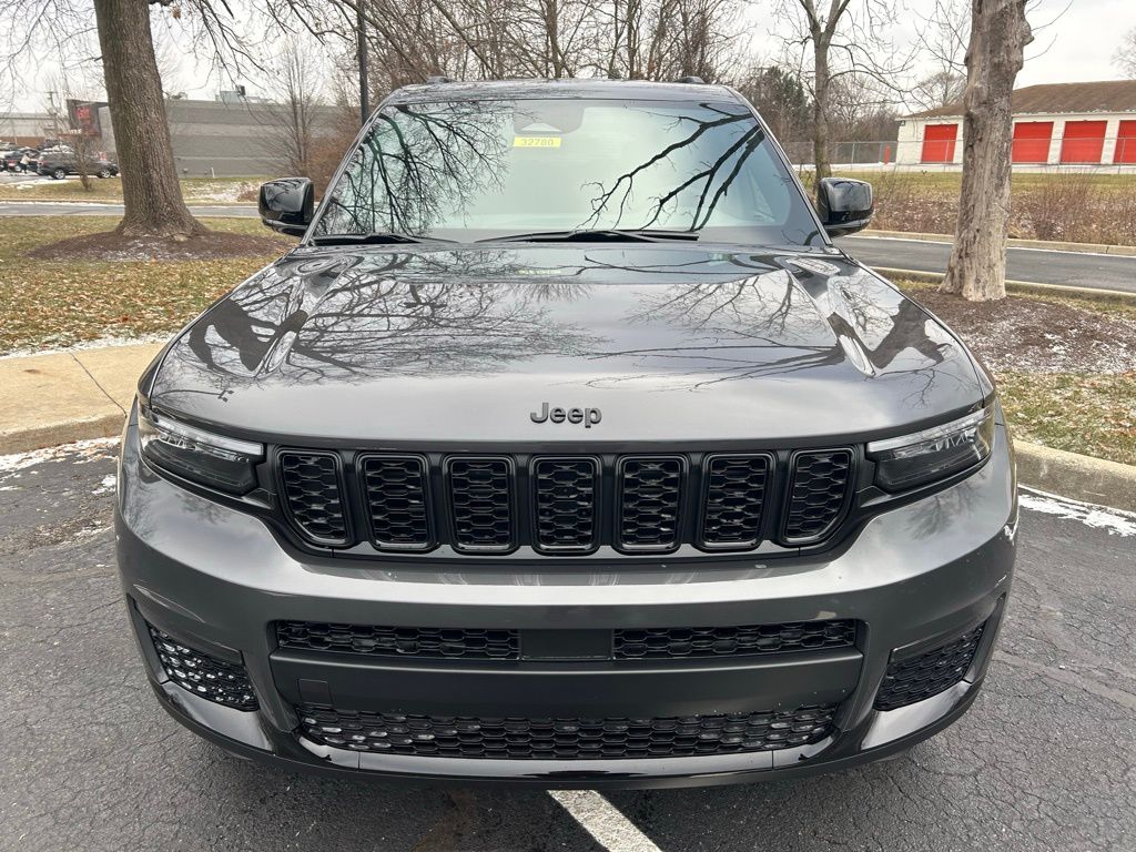 new 2025 Jeep Grand Cherokee L car, priced at $48,220