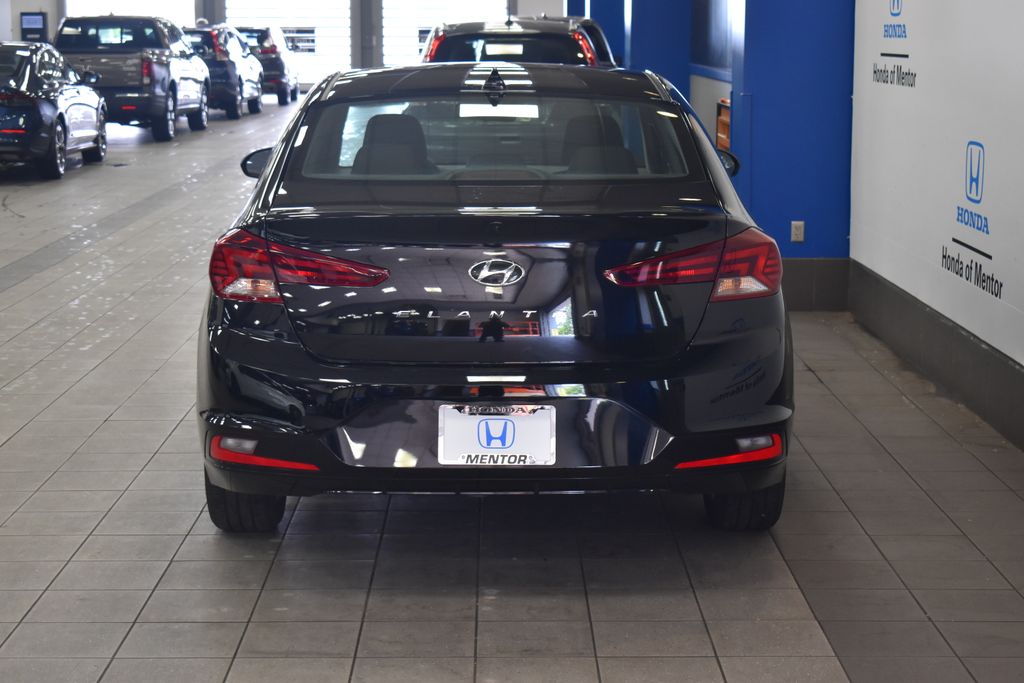 2019 Hyundai Elantra SEL 4