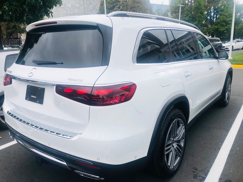 Thumbnail: 2024 Mercedes-Benz GLS - 4