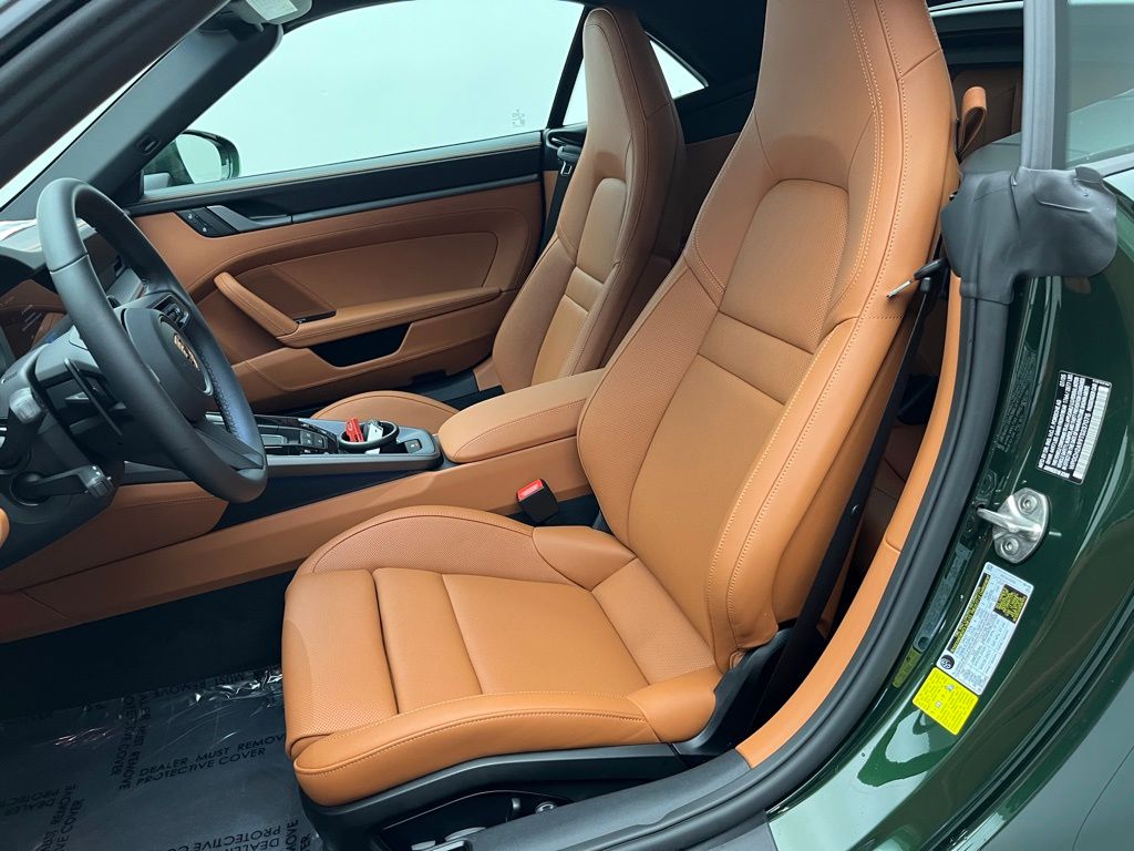 Thumbnail: 2026 Porsche 911 - 5