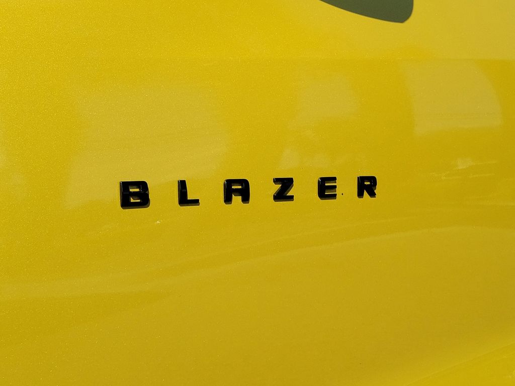 2023 Chevrolet Blazer RS - Photo 7