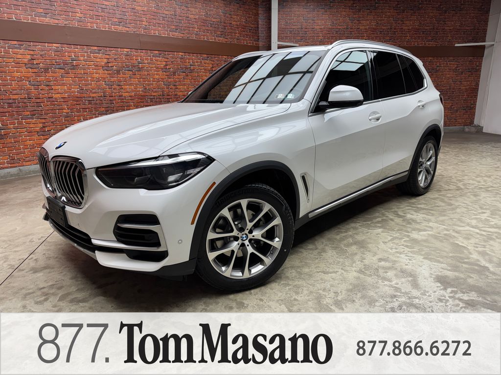 White Metallic 2023 BMW X5 SUV / Crossover All-Wheel Drive 8-Speed Automatic