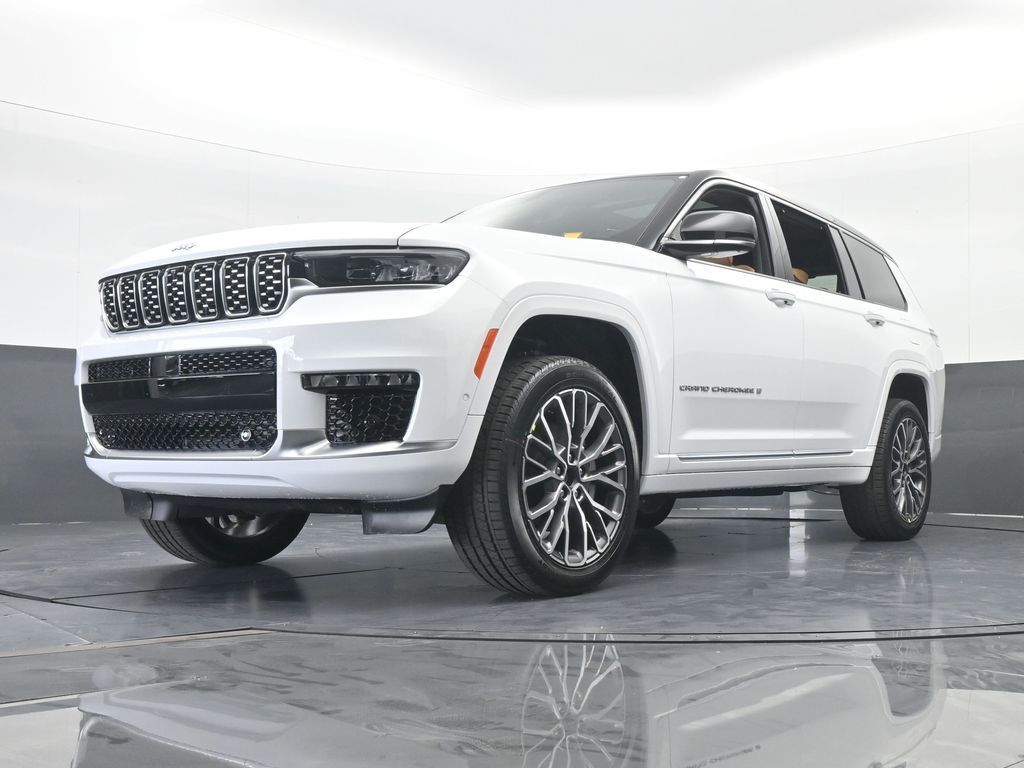 New 2025 Bright White Clearcoat Jeep Summit image 54