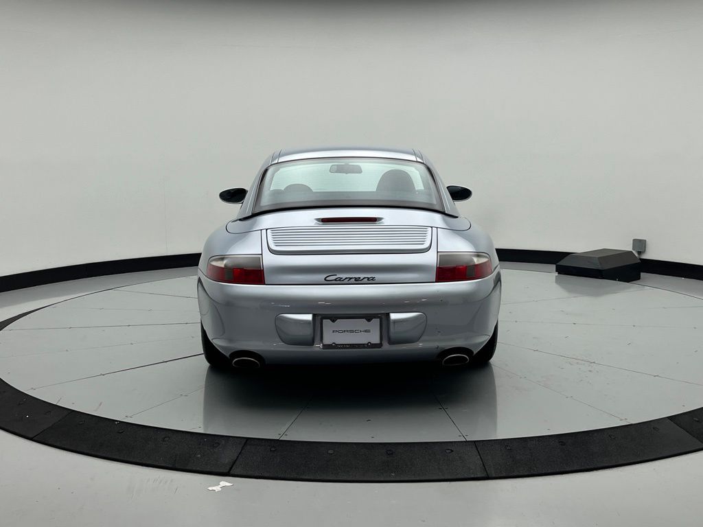 Thumbnail: 2002 Porsche 911 - 8