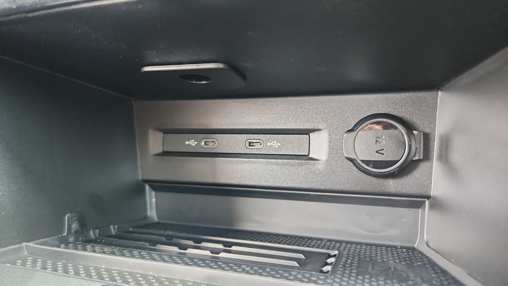 2025 Volkswagen Taos