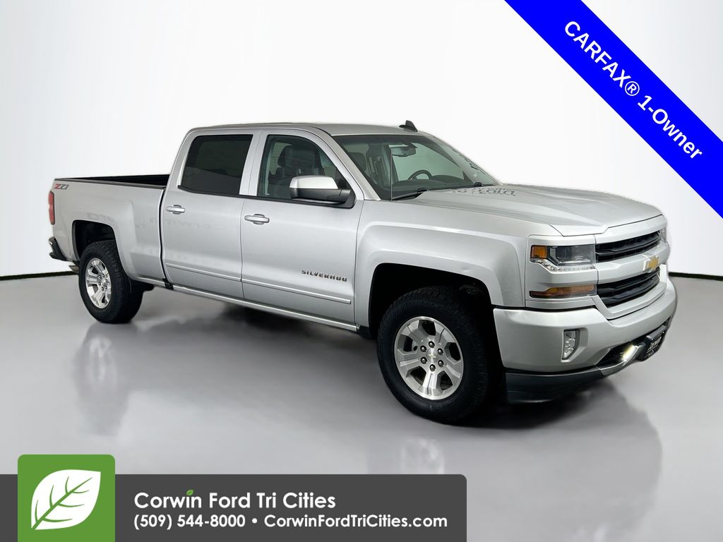 Silver Ice Metallic 2018 Chevrolet Silverado 1500 Pickup Truck Four-Wheel Drive 6-Speed Automatic Overdrive