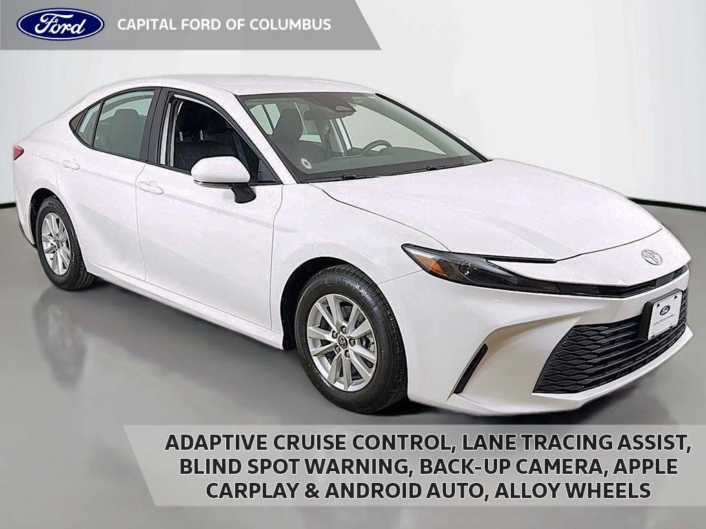 2025 Toyota Camry LE FWD