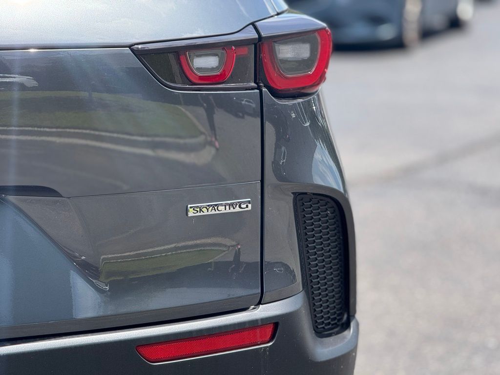 2025 Mazda CX-50 2.5 S Premium Package - 7