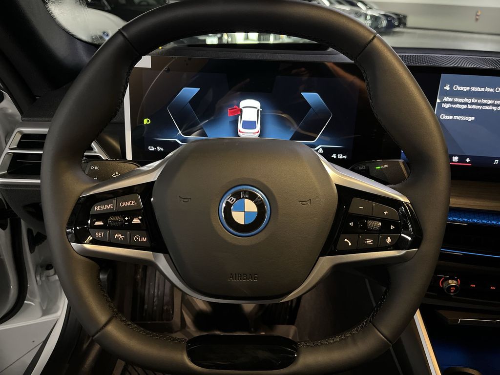 2025 BMW i4 xDrive40 13