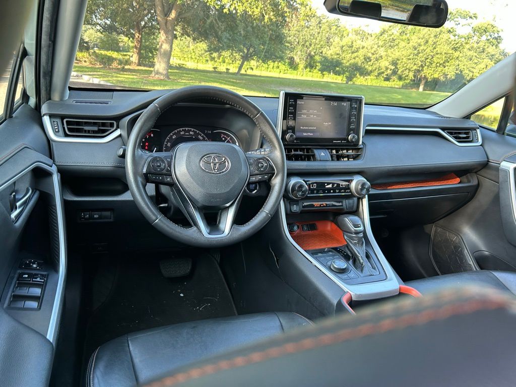 Thumbnail: 2021 Toyota RAV4 - 12