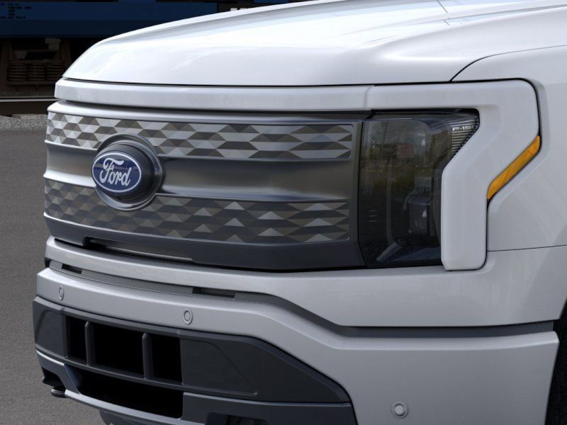 2025 Ford F-150 Lightning LARIAT